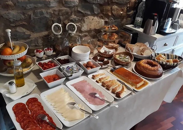 בית הארחה Katrapona